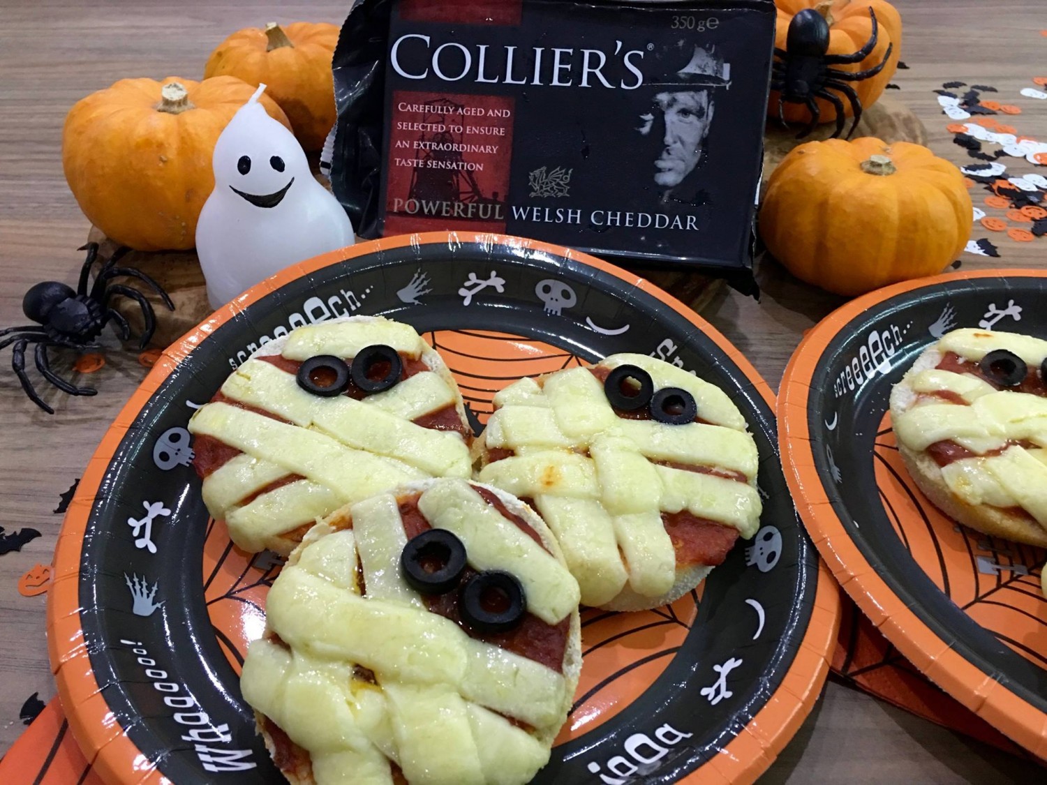 Halloween Yummy Mummy Pizzas